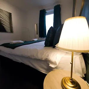 https://apt-double-king-bed-central-by-property-promise.cardiffhotelswales.com